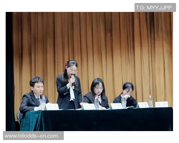 高校联赛分析：V5团队协作能力的全面提升与战术配合探讨